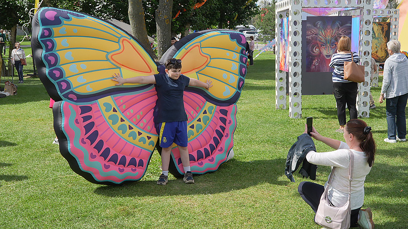 Листайте вправо, чтобы увидеть больше изображений