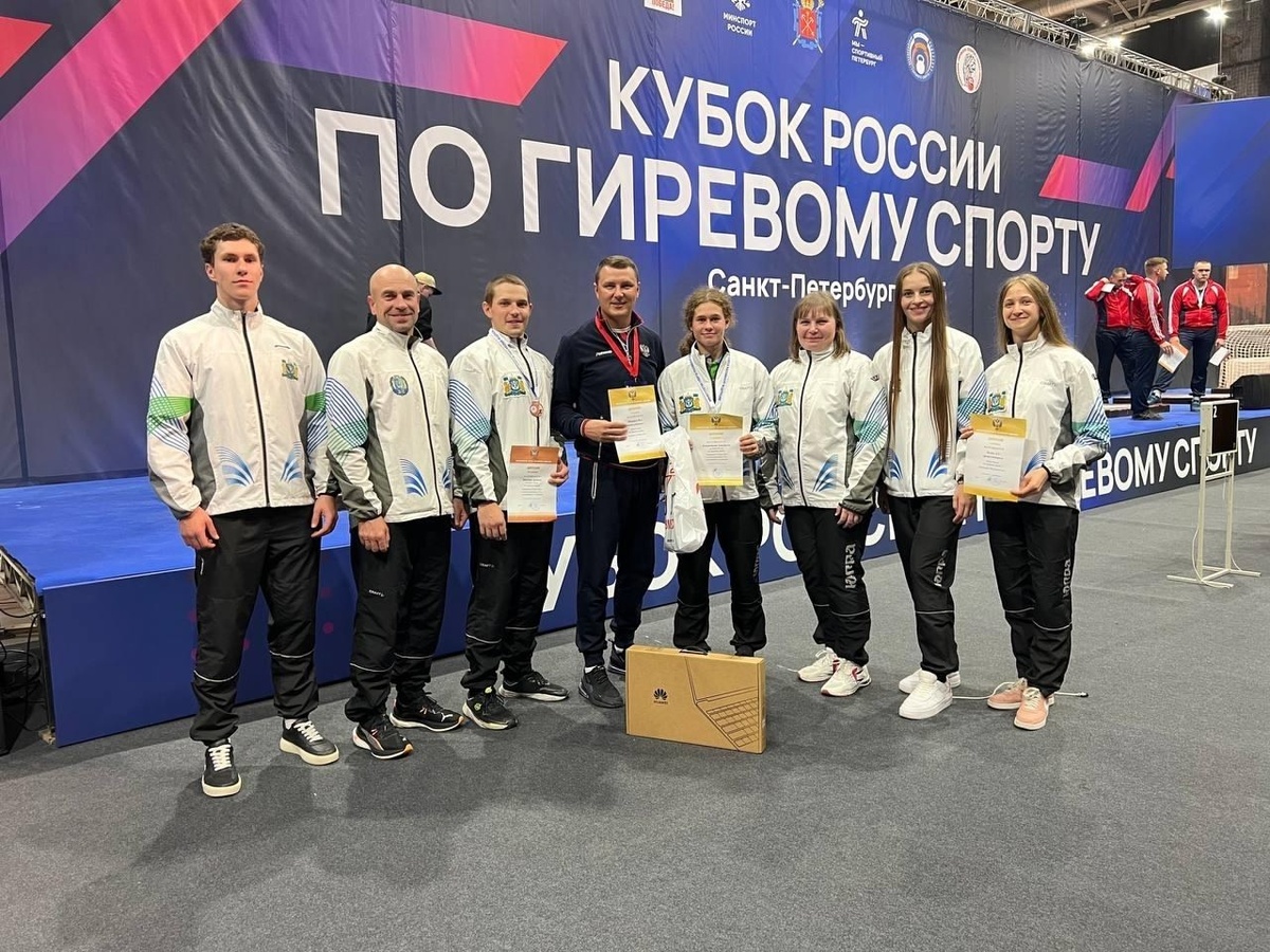    Гиревики из Югры достойно представили округ на Кубке России в Санкт-Петербурге