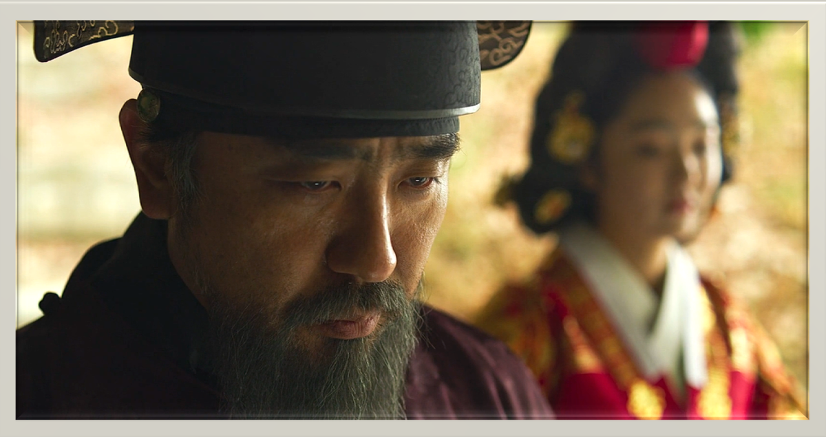 Канцлер. В его роли Рю Сын Нён.