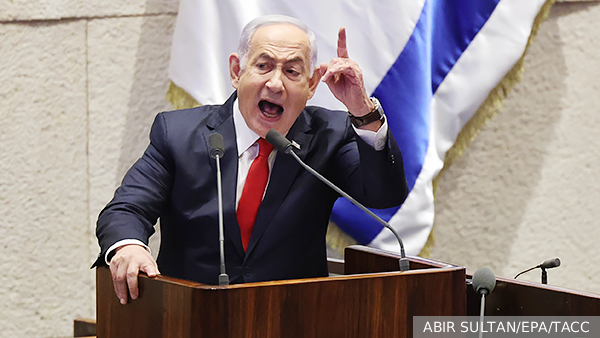     Фото: ABIR SULTAN/EPA/ТАСС   
 Текст: Дмитрий Бавырин