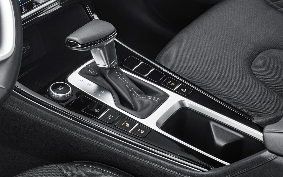 Solaris📷К услугам водителя — несколько режимов вождения