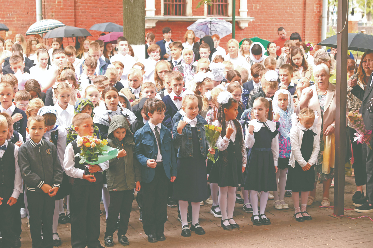 День знаний в православной гимназии "София" 1 сентября 2025 года. Фото: Кирилл Маценов