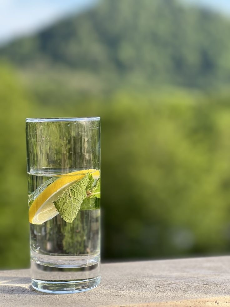 Популярный ЗОЖ-ритуал, который советуют все блогеры, на самом деле может быть бесполезен и даже вреден.
