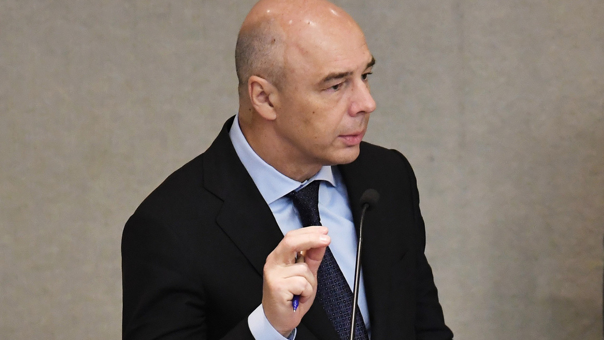 Минфину сегодня приходится занимать под 14,5% годовых 