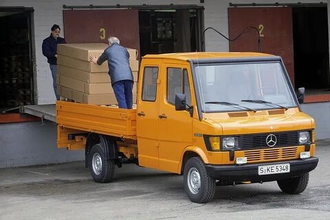 Mercedes-Benz T1 307D