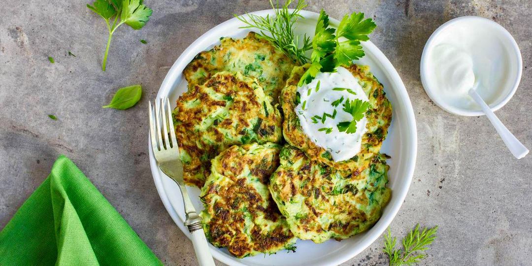 Рецепт оладьев из кабачков с пармезаном