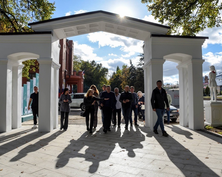     До открытия обновленного Парка пионеров в Курске остались считанные дни