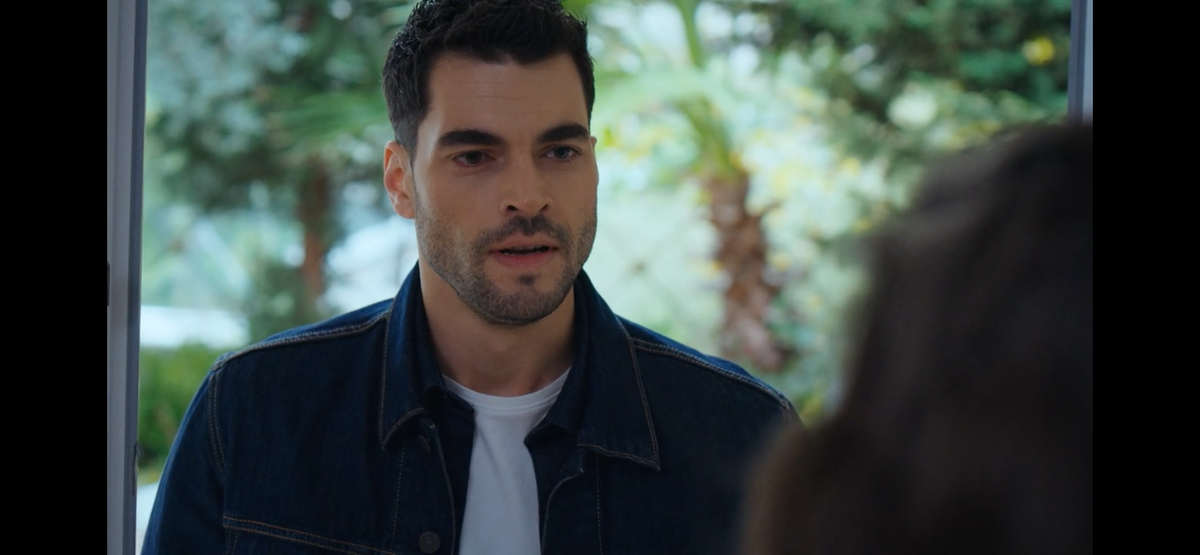 Стоп кадр из сериала «Ловушка»