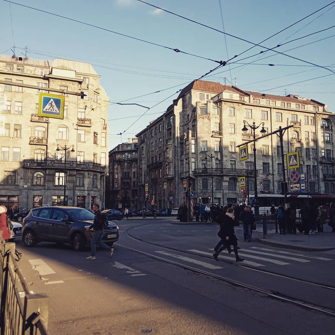 Источник: https://peterburg.guide/prospekty/ligovskij-prospekt/