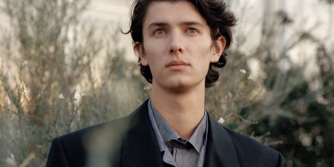 Самый красивый принц мира потерял титул, но обрел свободу: как датский граф Николай стал звездой подиумов