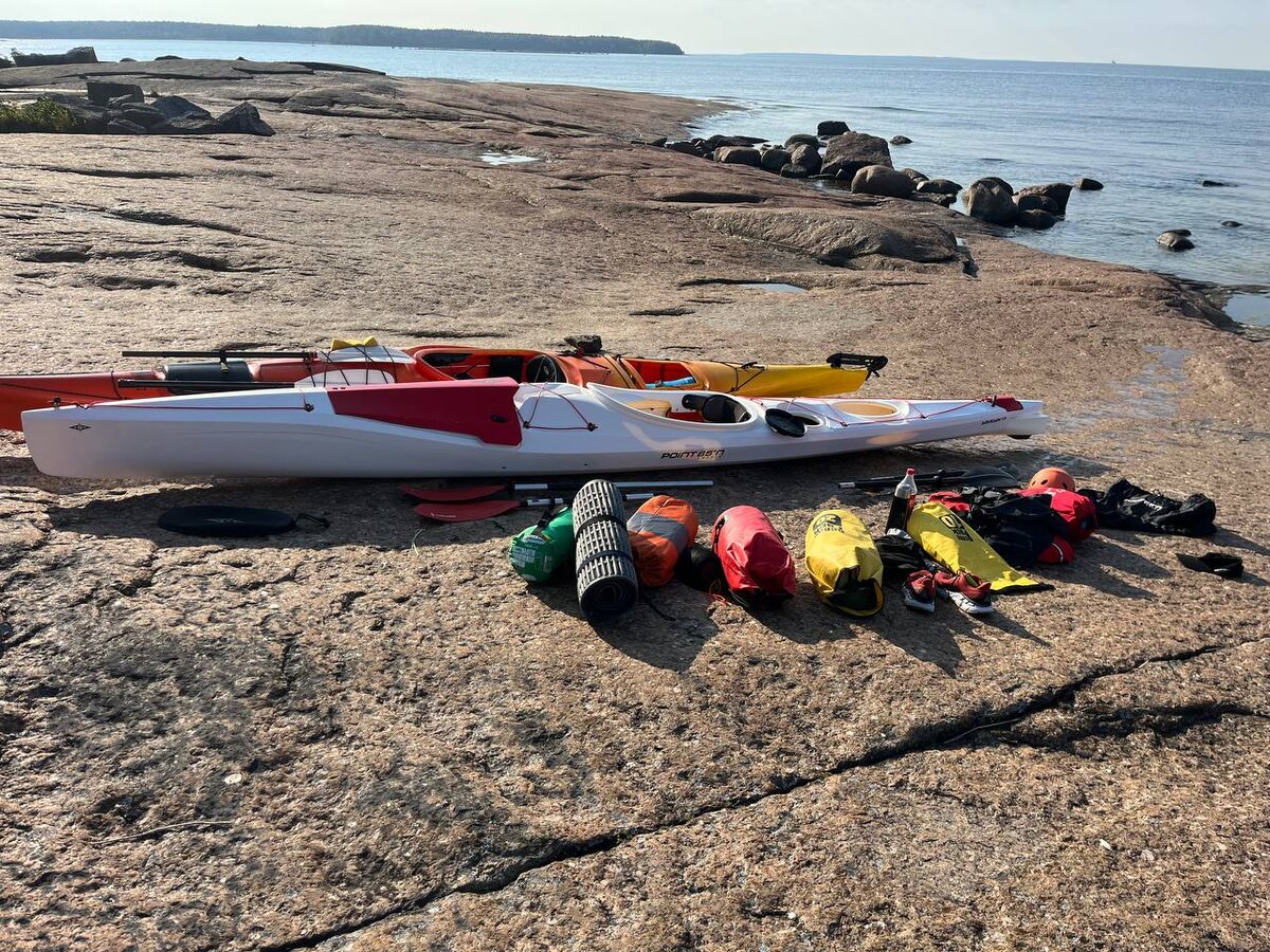 Мой багаж. Еще была 5-литровая канистра с водой и личный перекус