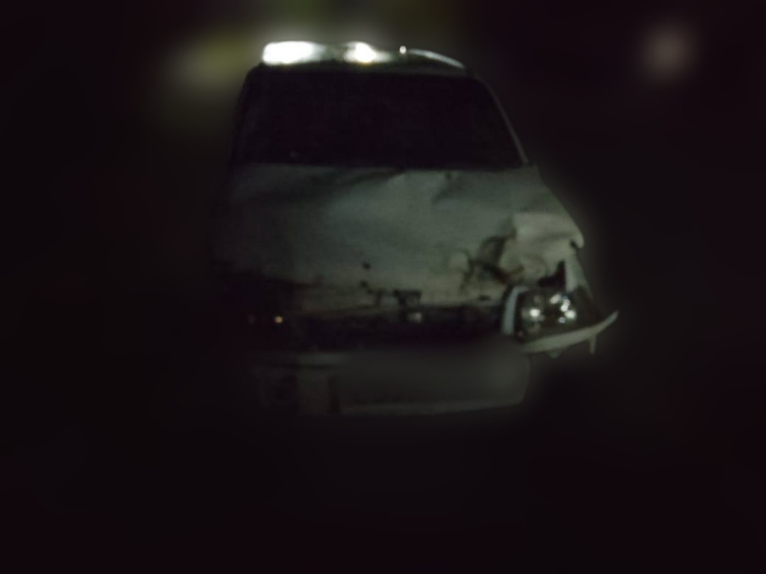 Найденный автомобиль с повреждениями.