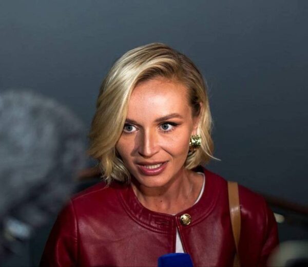    Полина Гагарина. Фото: ТВЦ