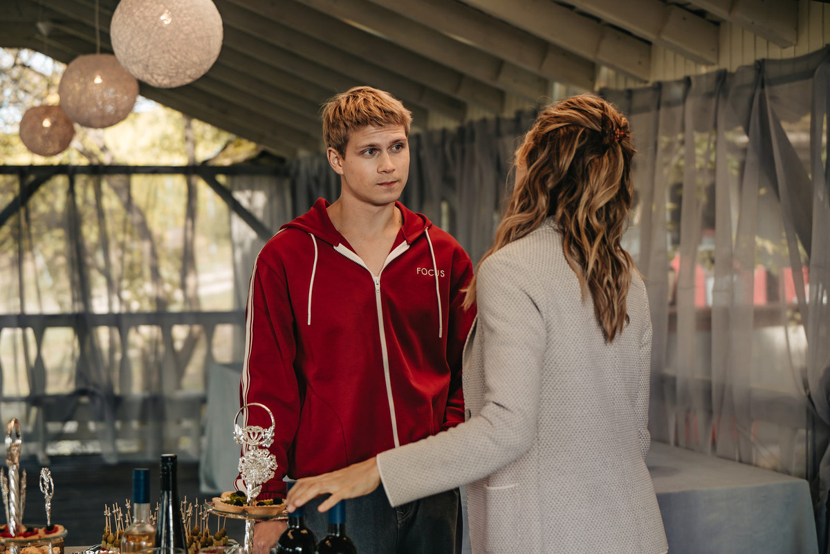 Кадр сериала «Виноделы»