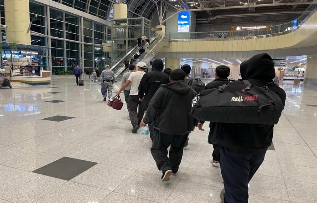 470 нелегальных мигрантов выдворены из Тверской области