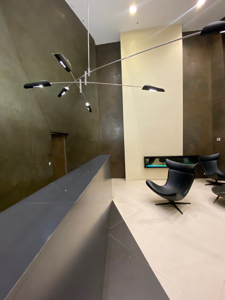 Холл в жк крылья 