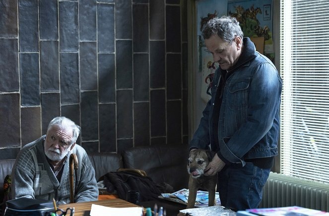 Кадр из сериала "Осьминог" (реж. Ян Пахл, 2023-2025 г.)