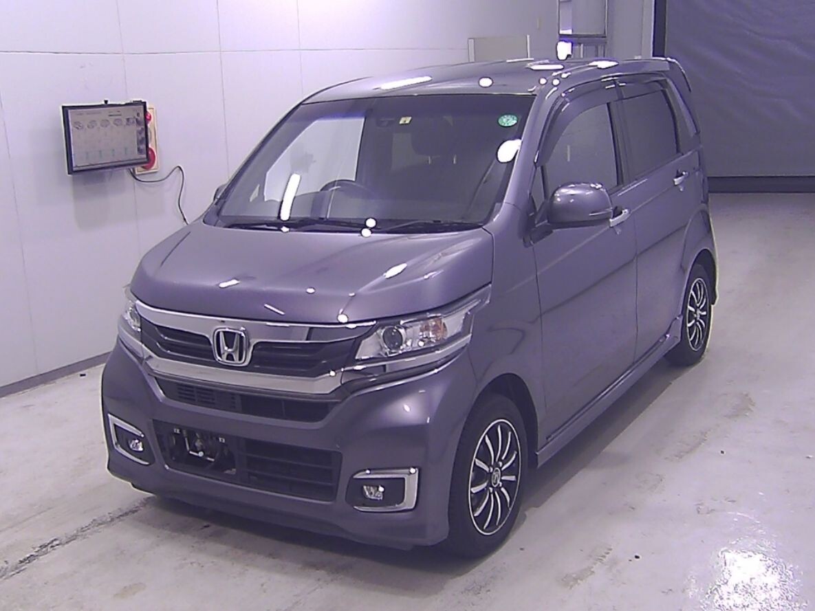 Фото с аукциона, листайте.