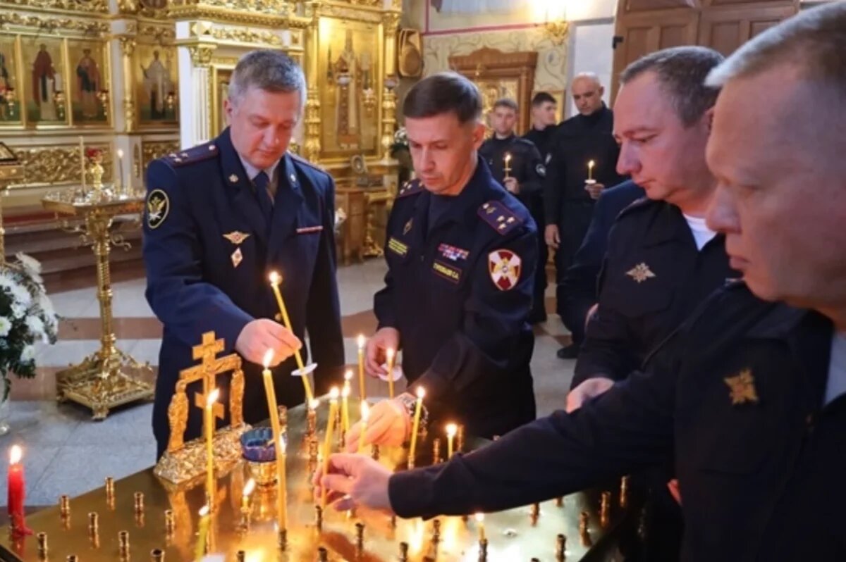    В ЕАО сотрудники Росгвардии почтили память погибших коллег