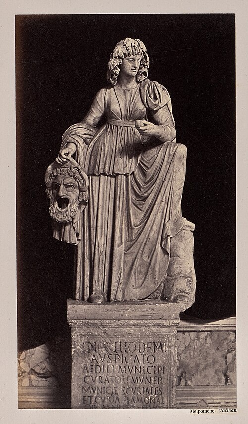 Мельпомена, муза трагедии. Римская работа II в. Ватикан. Музей Пия—Климента