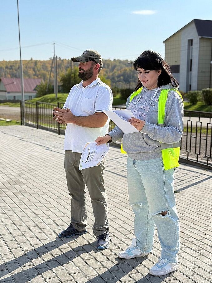Организаторы открывают программу велопробега