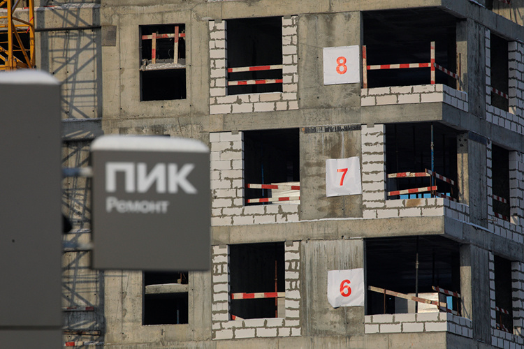    «Чужеземцы» вроде ПИКа, «Самолета» и еще 9 компаний, входящих в топ-100 по вводу жилья единого ресурса застройщиков, прочно запустили коготки в казанские земли.   
Фото: «БИЗНЕС Online»