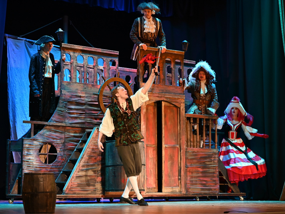     Фото: Дмитровский драматический театр