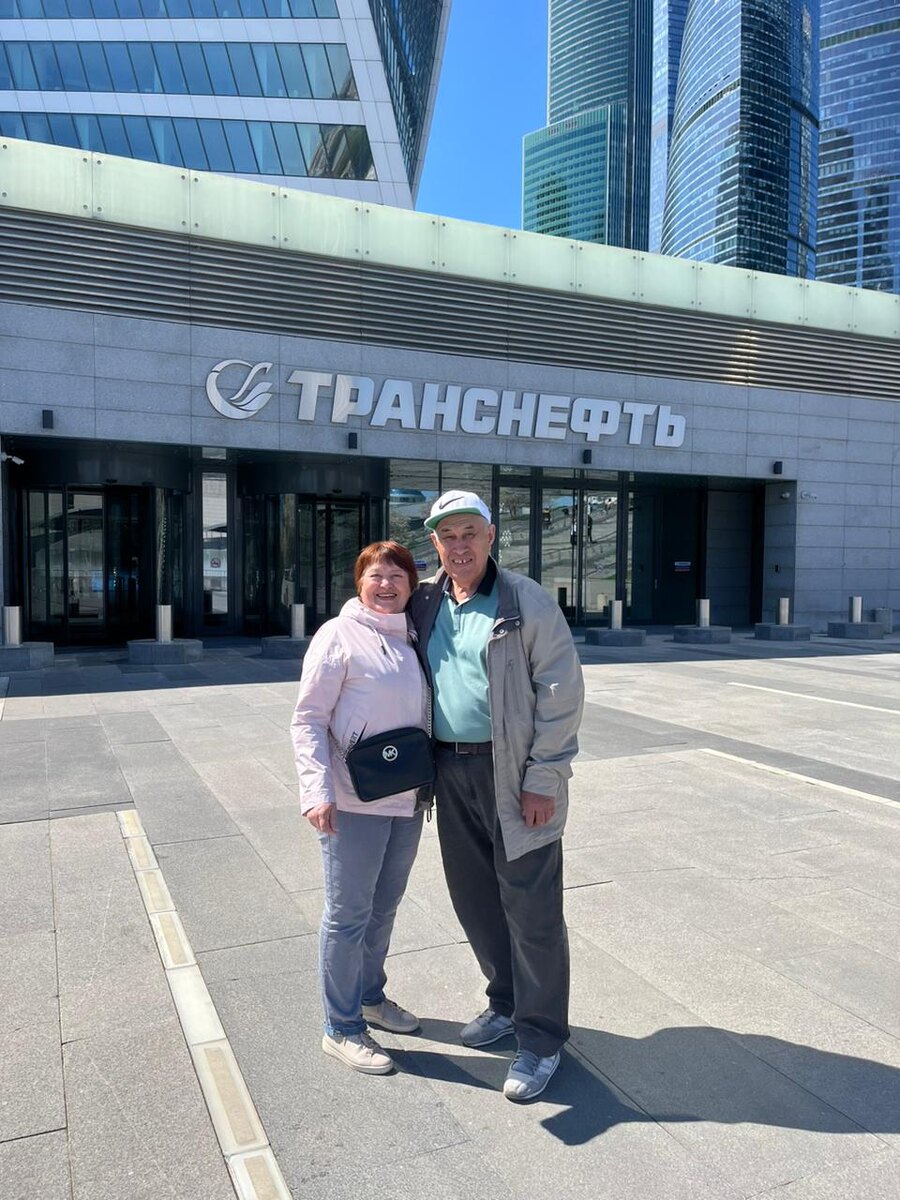 Рамазан Галимьянович и Илюса Абеловна Уликановы познакомились на первом курсе Уфимского нефтяного и вот уже более 40 лет счастливы вместе.