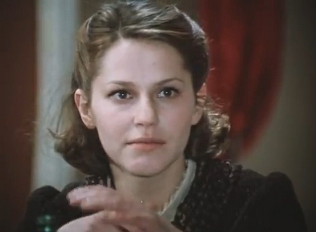 Почти все фотографии актёров относятся к 1982 году, когда на экраны вышел «Не могу сказать прощай»