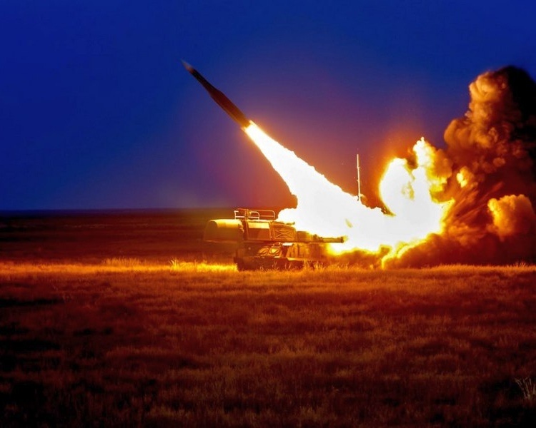     Курская область попала под массовую атаку украинских БПЛА