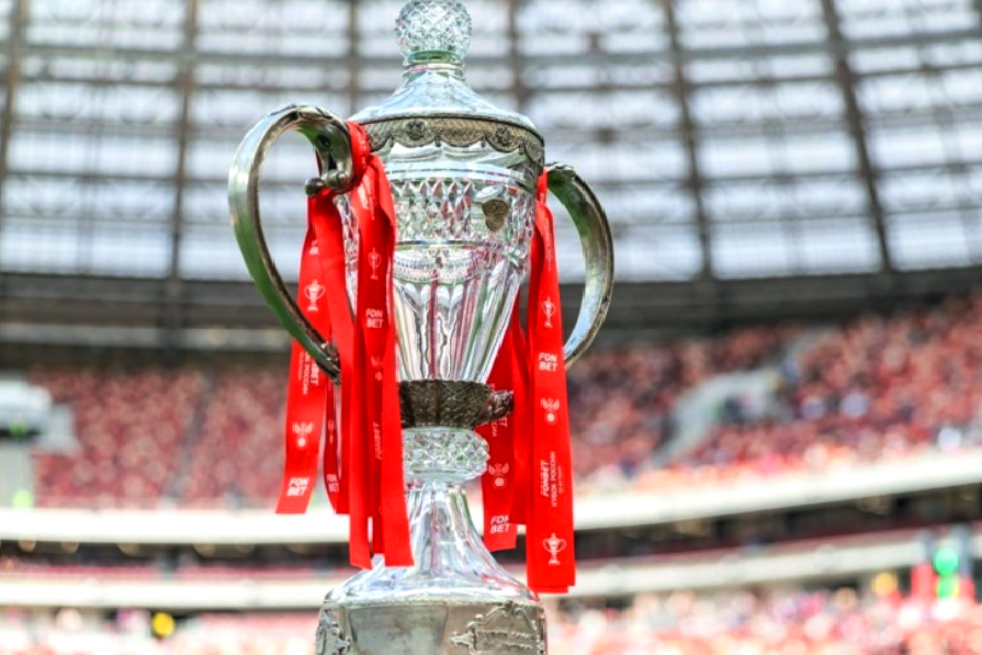 Трофей FONBET Кубка России – хрустальная чаша массой около 17 килограммов. Поднять этот приз над головой – задача во всех смыслах не из простых…