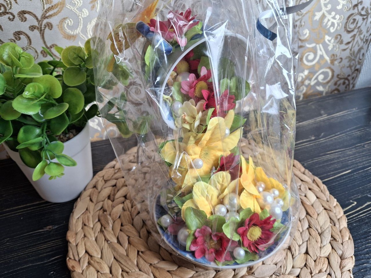 парящая чашка