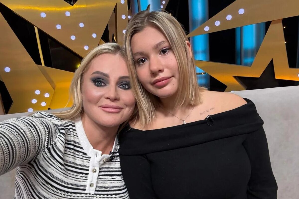    Дана Борисова с дочерью Полиной Социальные сети