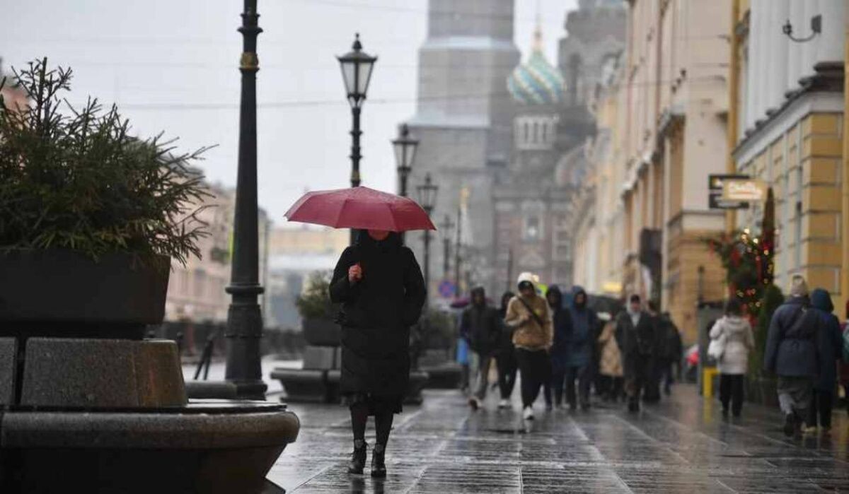     Дождливый Петербург. Источник: spb.kp.ru Автор фото: Алексей Булатов