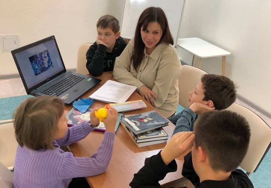 Литературный клуб в нейропсихологическом центре "Пластичность"