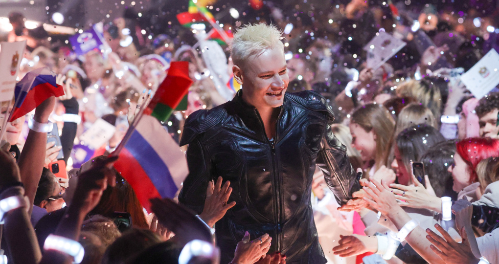 «Мужской поступок не должен нравиться». Захарова отстояла честь Shaman, разочаровавшего на «Интервидении» элиту шоу-бизнеса
