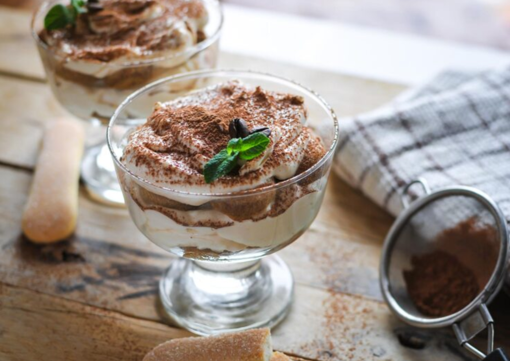    Просыпаюсь с удовольствием: ведь на завтрак — шоколадный мусс из творога. И всего за 15 минут