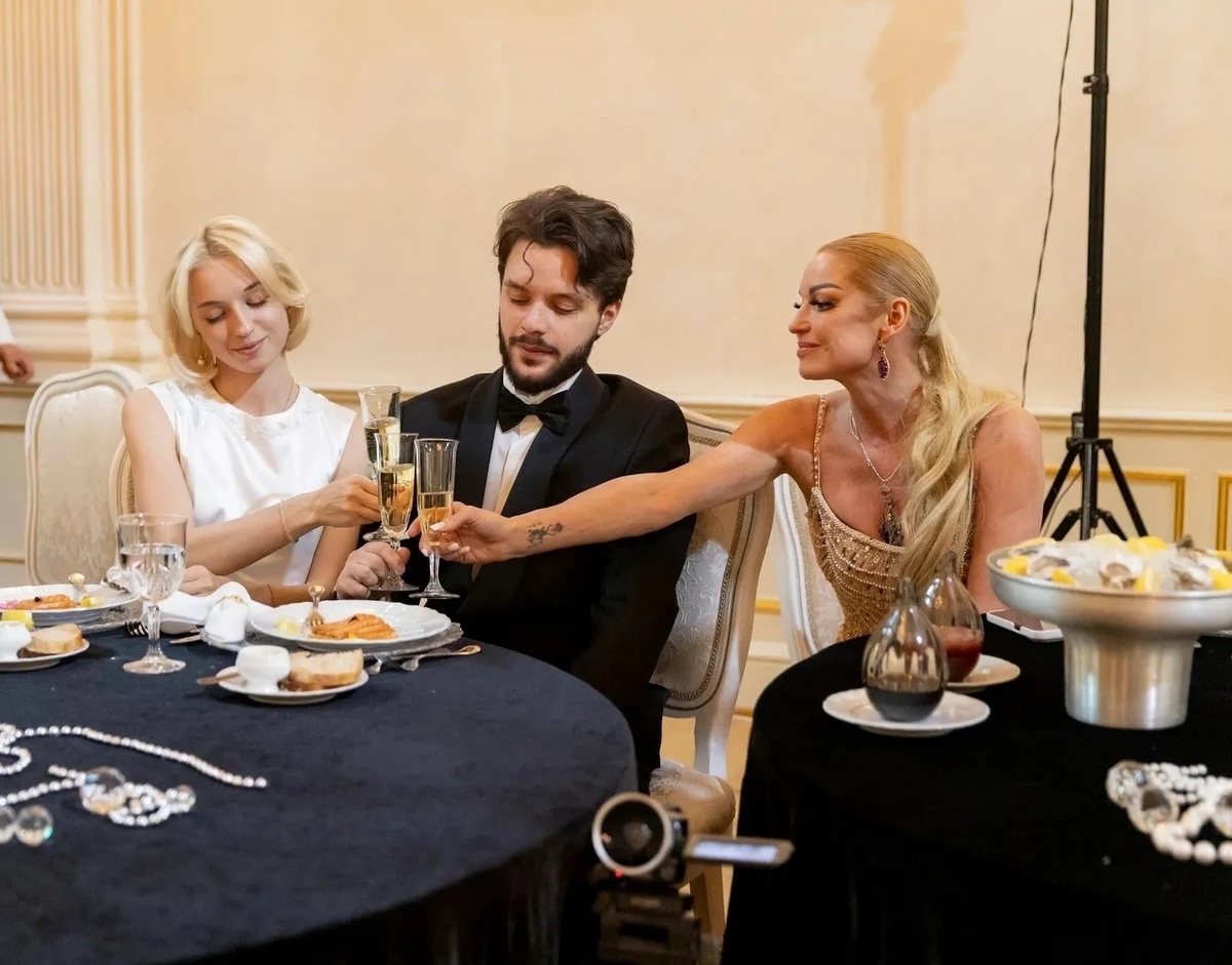    Ариадна и Никита с Анастасией Волочковой веснойСоцсети