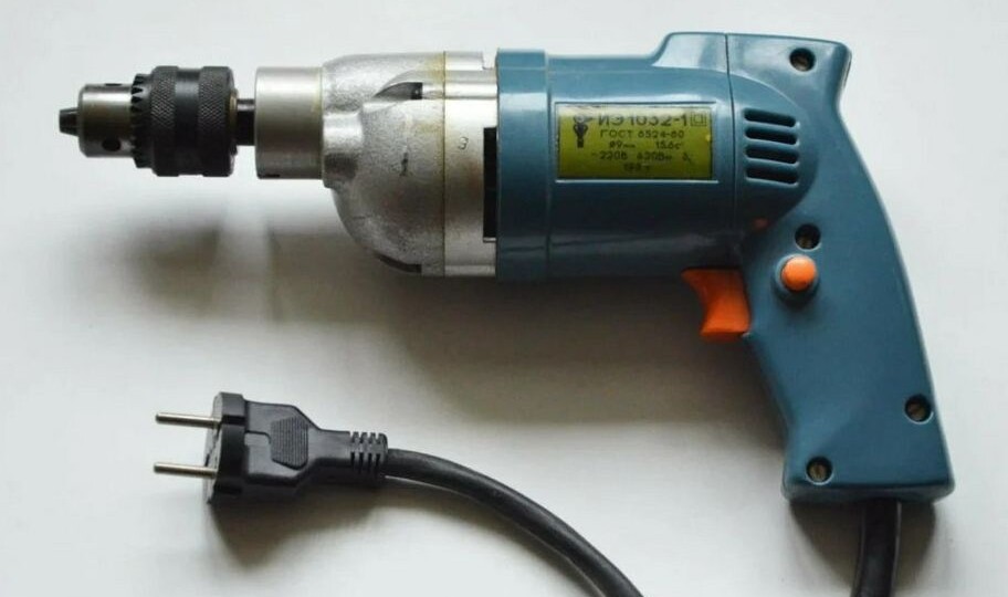 Советский перфоратор: как он появился, где делали, во что эволюционировал и зачем он был нужен