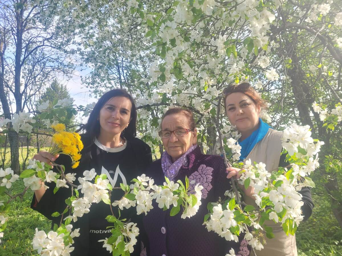 ФОТО ИЗ АРХИВА ГУЛЮЗЫ ПОПОВОЙ