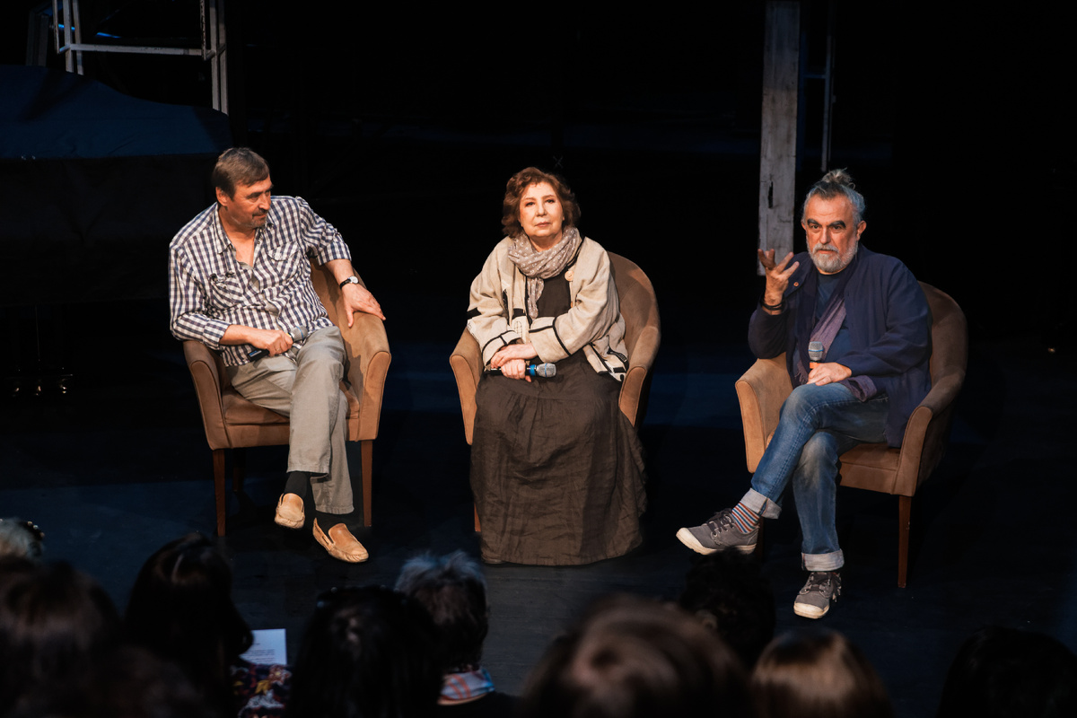 Олег Синкин, Елена Камбурова и Иван Поповски. Фото: Георгий Чеботков.