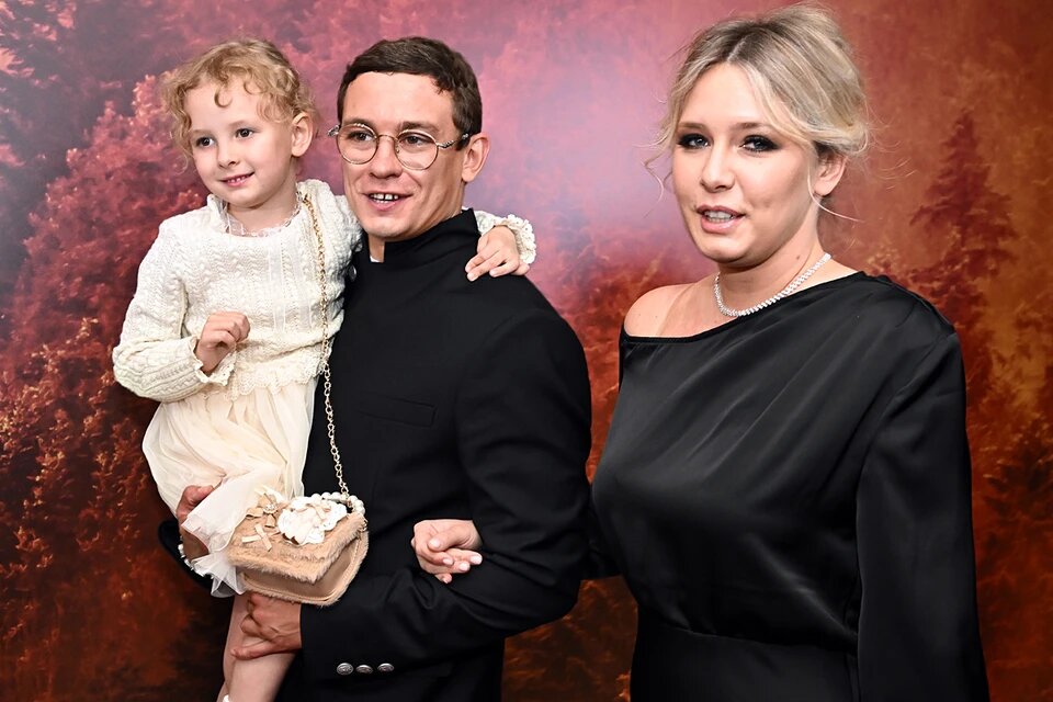    Никита Кологривый с семьей. Фото: КП