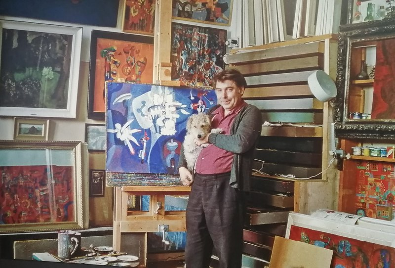 В честь художника названа одна из улиц в Кировском районе Новосибирска