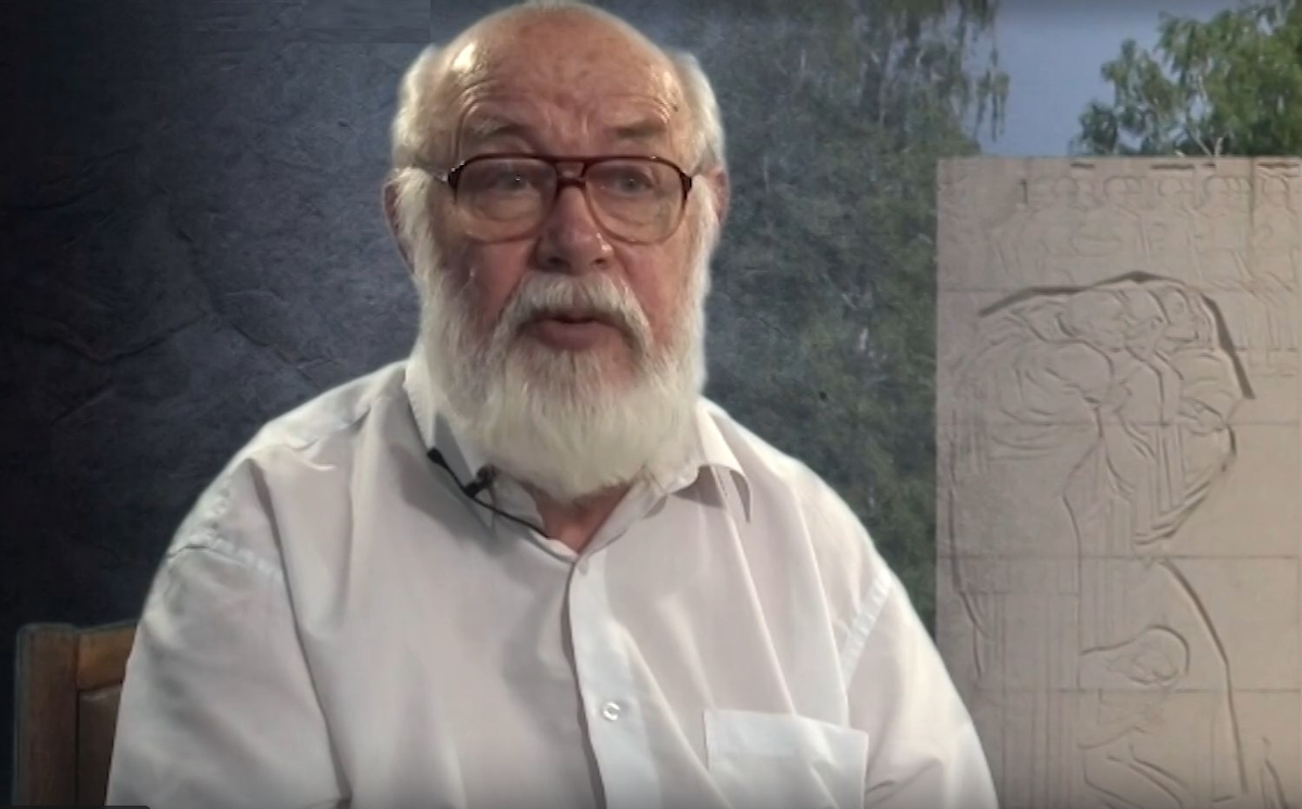 Александр Сергеевич автор росписи внутри часовни во имя святителя Николая на Красном проспекте в Новосибирске