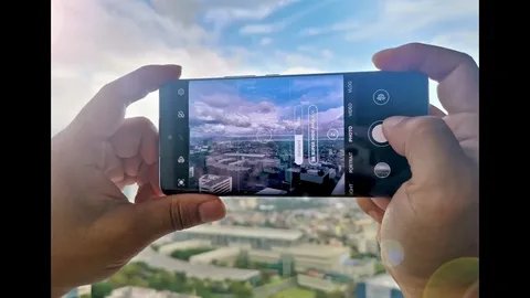 камера HUAWEI Nova Flip S