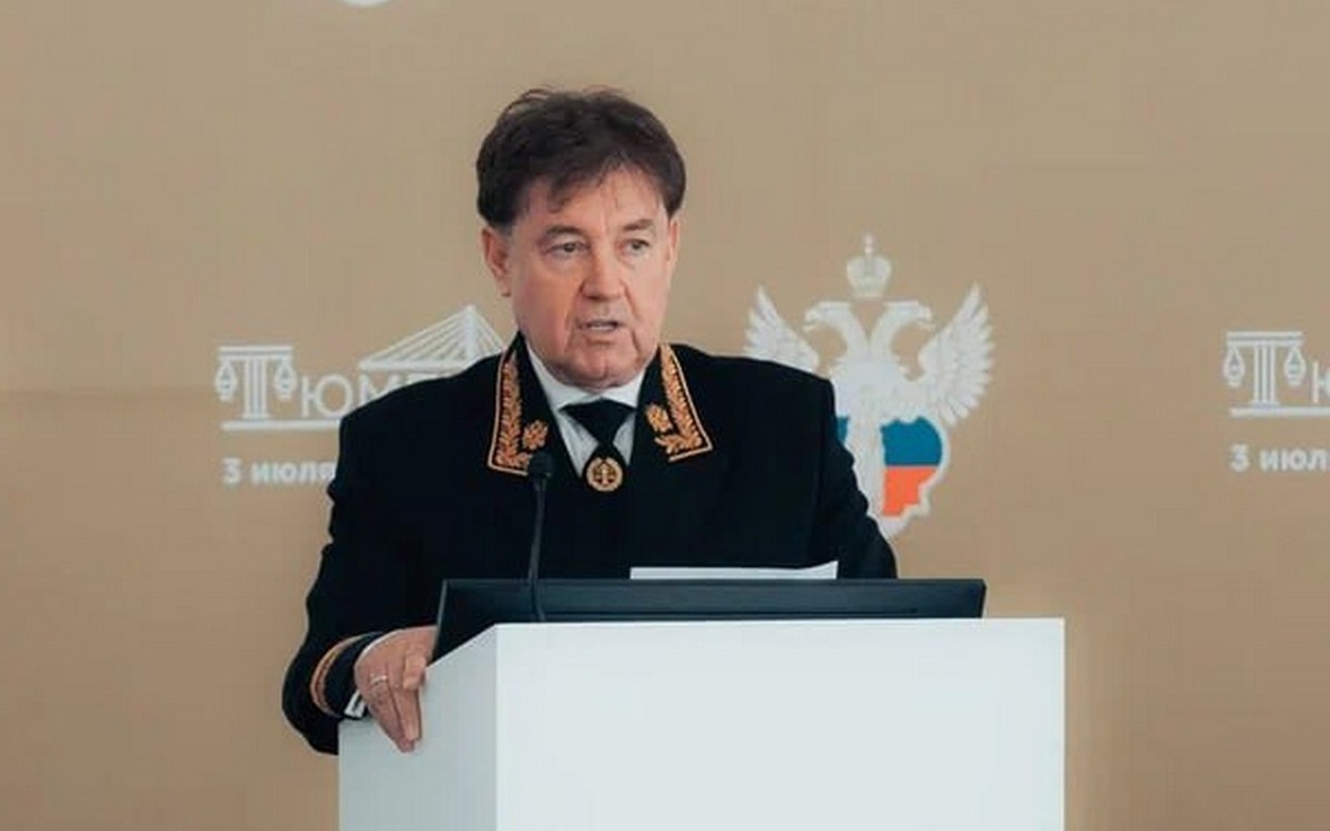    Генпрокуратура требует изъять 9 млрд рублей у главы Совета судей Момотова за участие в «отельном» бизнесе Фото: телеграм-канал Совета судей РФ