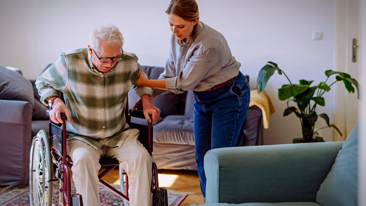 Как оформить задним числом уход за пожилым (80+) или инвалидом I группы и что делать если СФР отказывает