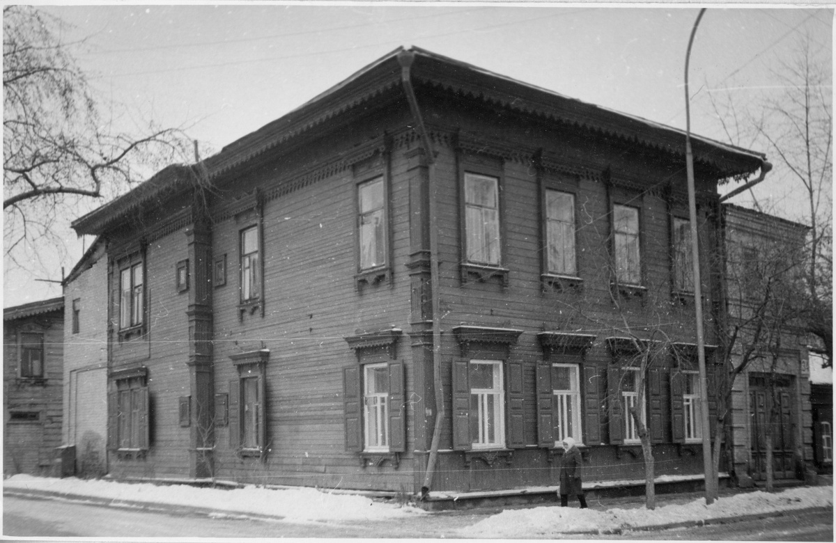 На фото Валерия Щербина: улица Марата, 1970-е годы