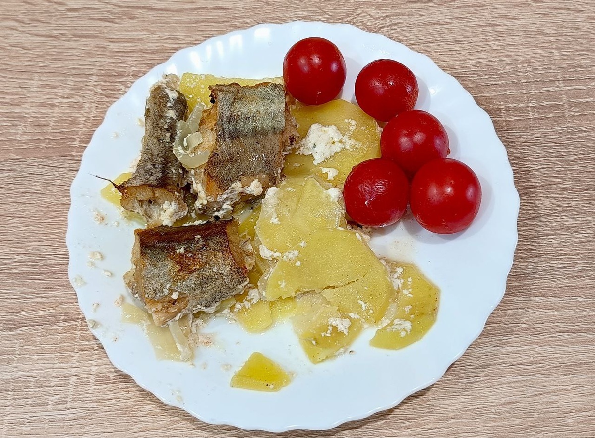 Вкусная рыбка с картошечкой
