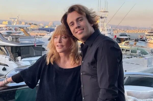    Алла Пугачева и Максим Галкин*. Фото: КП